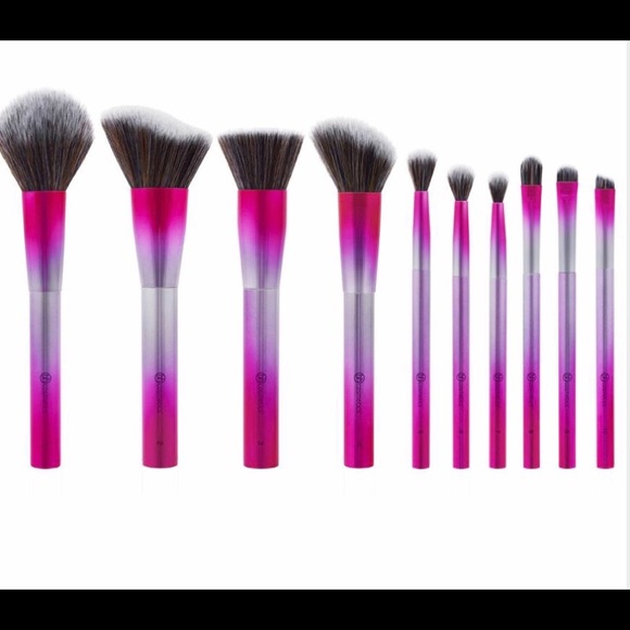 BH Cosmetics Other - BH Cosmetics Royal Affair 10 Piece Brush Set NWT!